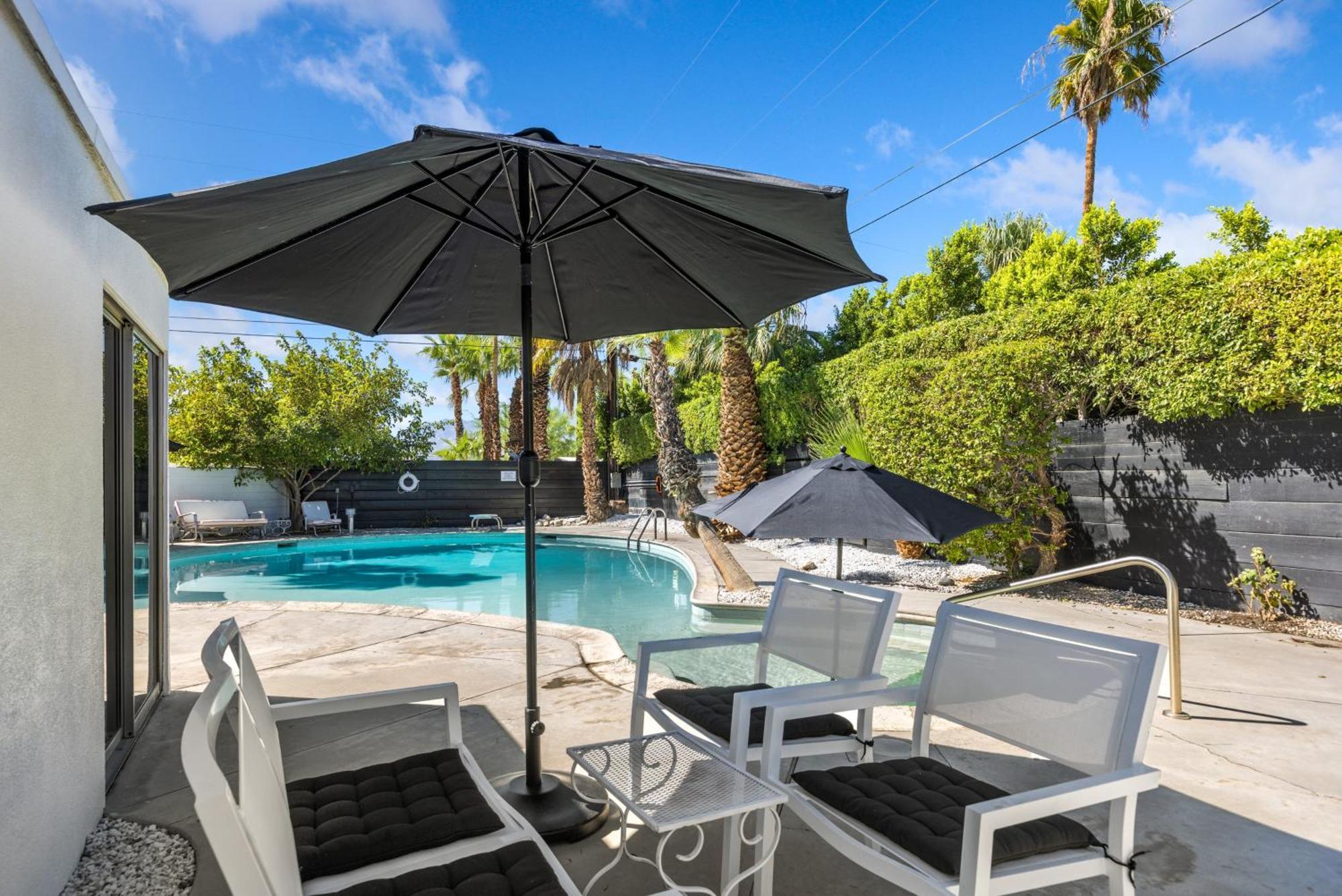 Former Steve Mcqueen'S Home Palm Springs Exterior photo