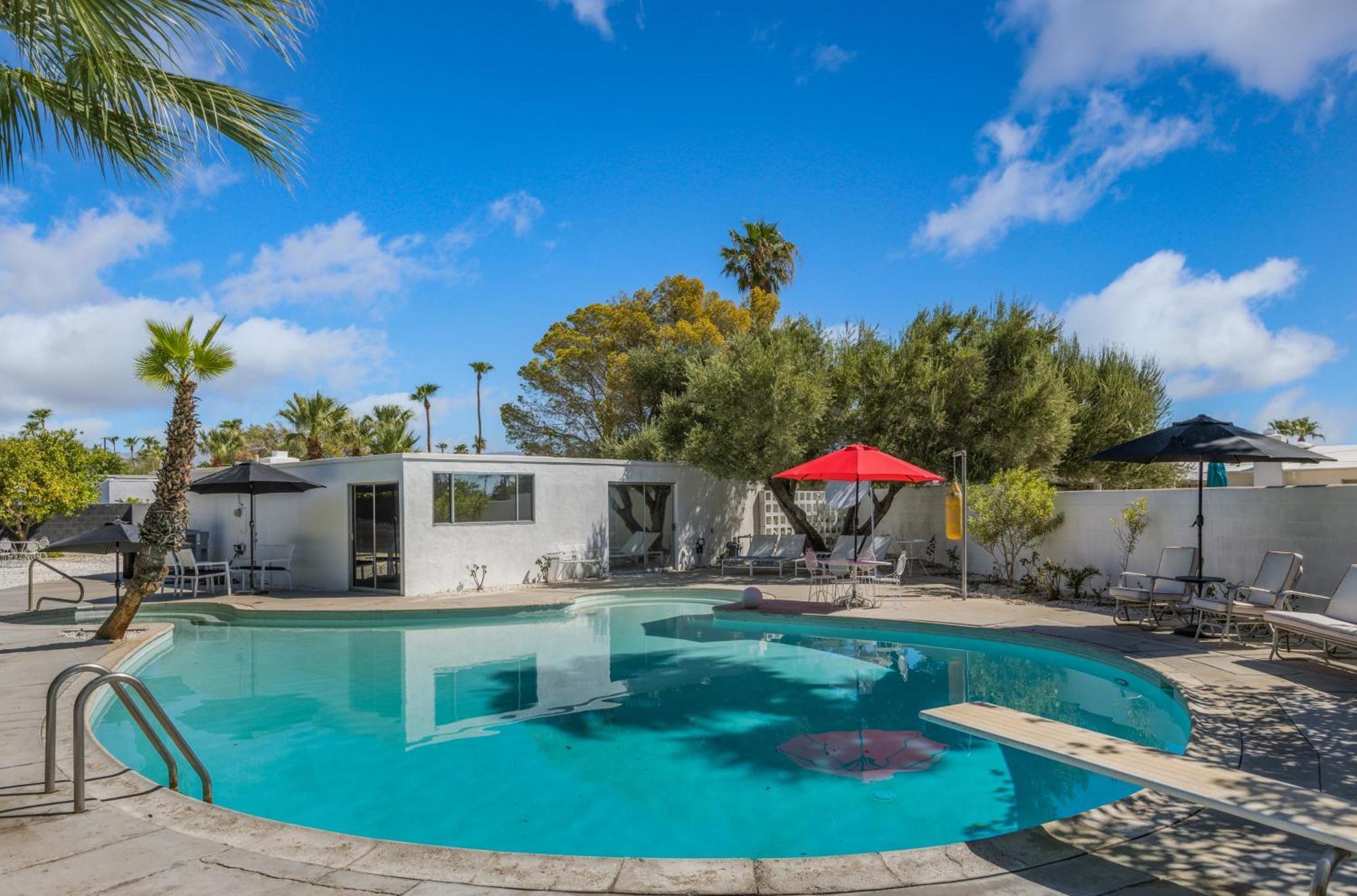 Former Steve Mcqueen'S Home Palm Springs Exterior photo